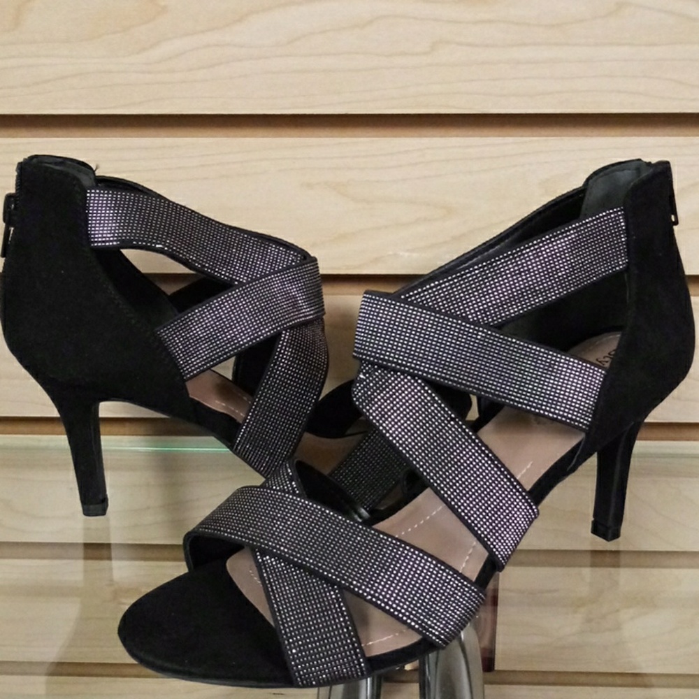 Dazzling Pumps NEW